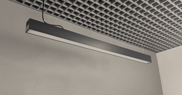 Линейный светодиодный подвесной светильник для магазинов (Svetlon, HB7250, 6800Lm, 60W, черный)