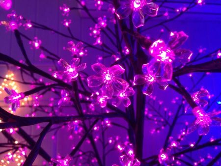 Светодиодное дерево Сакура D6202 600 LED белый